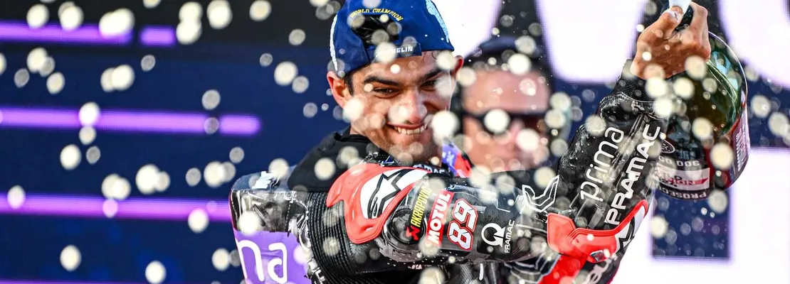 V8 Supercars: Bathurst 1000 Final Lap